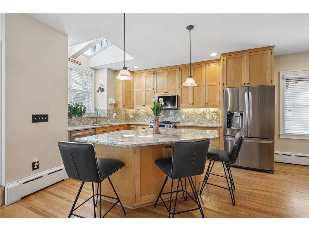 1676 Berkeley Avenue Saint Paul MN 55105 7026335 image8