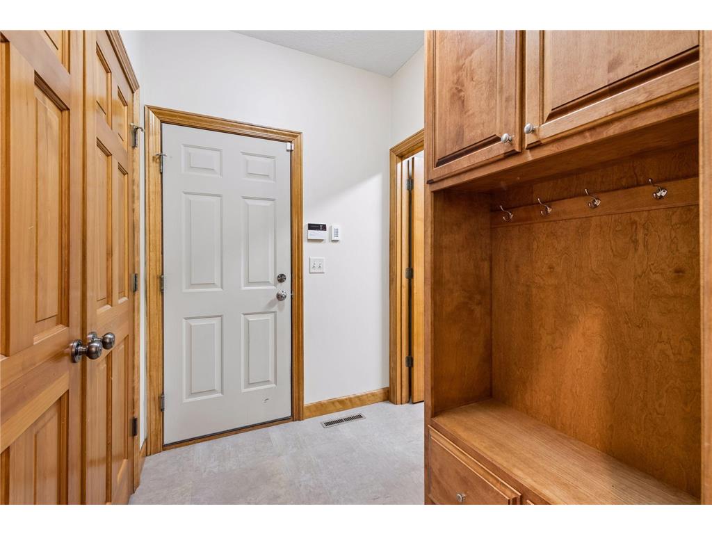 1676 Isabella Parkway Chaska MN 55318 7029497 image28