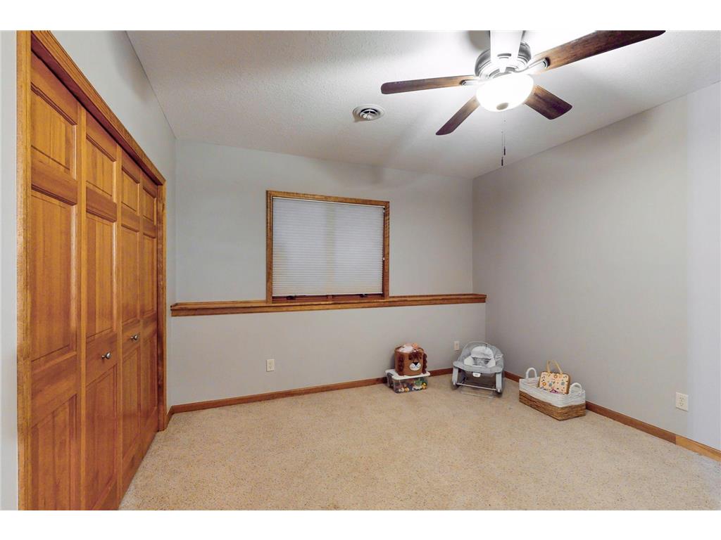 1676 Isabella Parkway Chaska MN 55318 7029497 image51