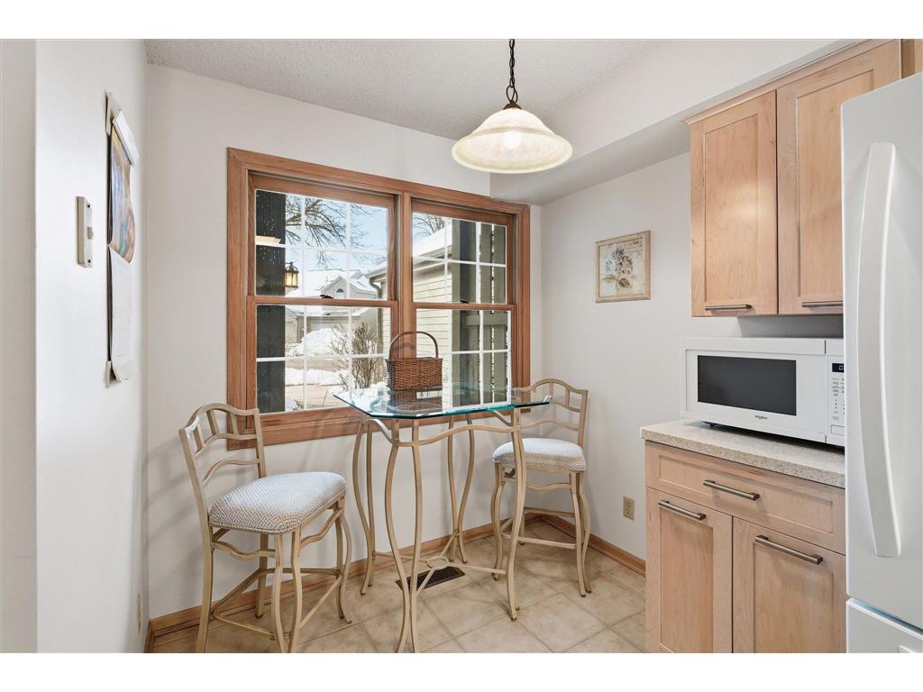 1676 Rose Hill Circle #1676 Lauderdale MN 55108 7006445 image17