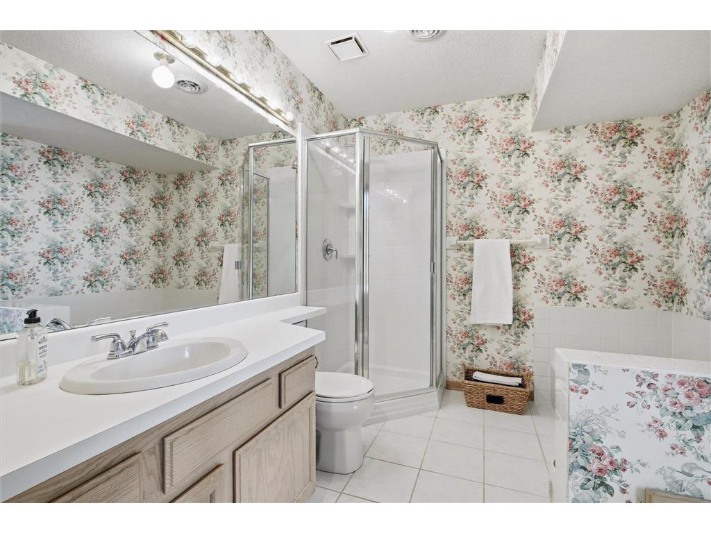 1676 Rose Hill Circle #1676 Lauderdale MN 55108 7006445 image27