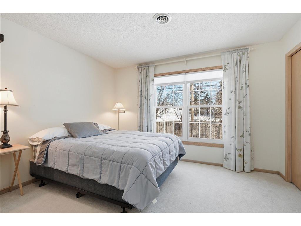 1676 Rose Hill Circle #1676 Lauderdale MN 55108 7006445 image31