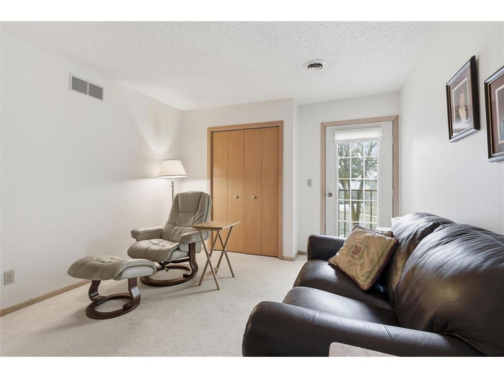 1676 Rose Hill Circle #1676 Lauderdale MN 55108 7006445 image32
