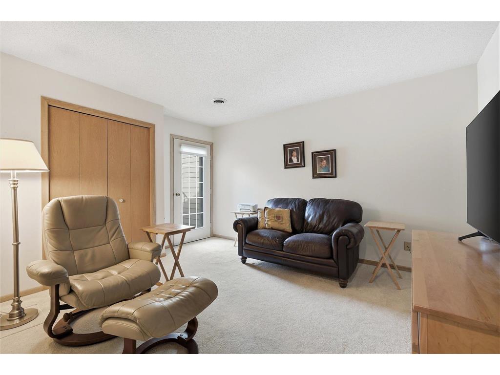 1676 Rose Hill Circle #1676 Lauderdale MN 55108 7006445 image33