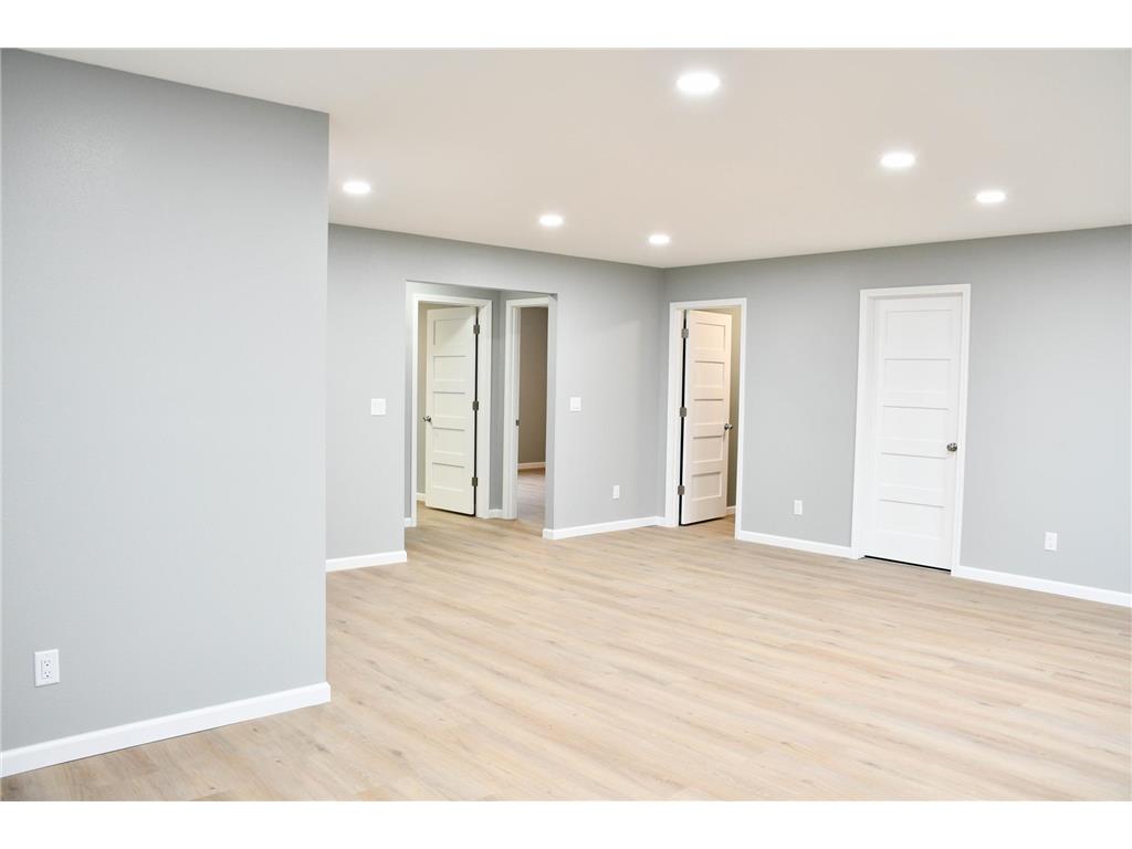 1677 Cecilee Street Worthington MN 56187 6819583 image16