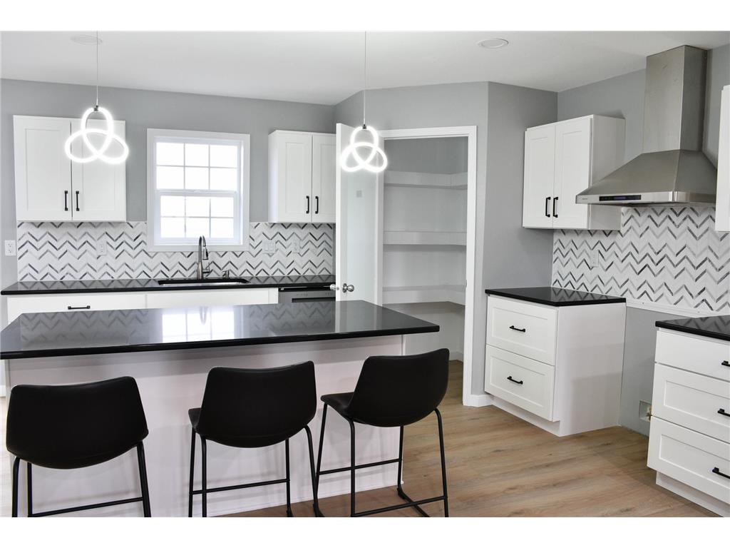 1677 Cecilee Street Worthington MN 56187 6819583 image5