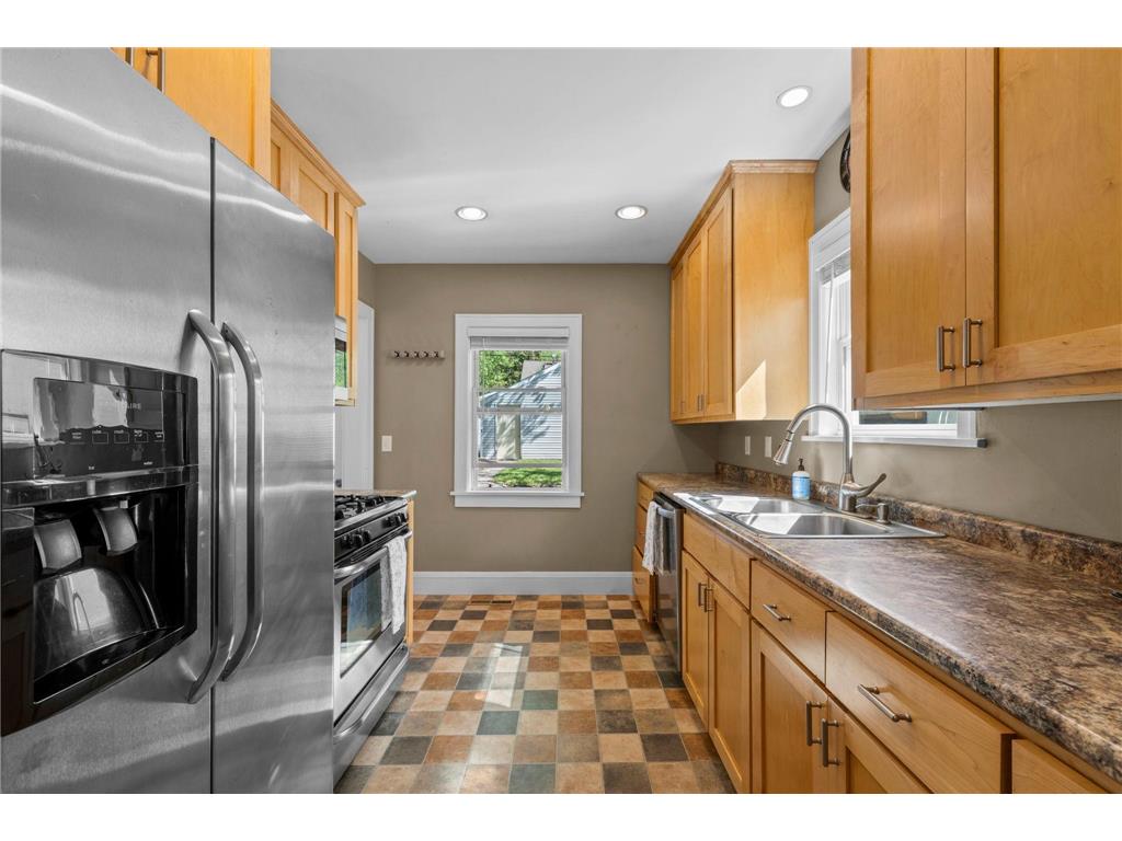 1677 Thomas Avenue Saint Paul MN 55104 7071115 image14