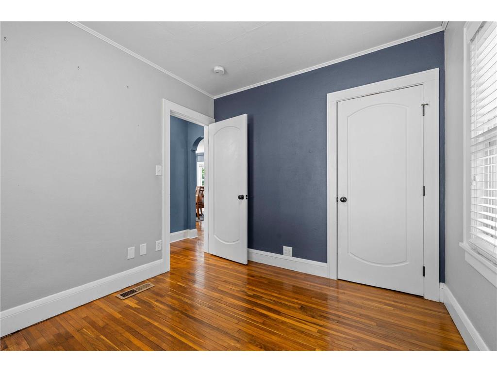 1677 Thomas Avenue Saint Paul MN 55104 7071115 image16