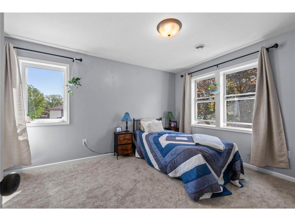 1677 Thomas Avenue Saint Paul MN 55104 7071115 image27