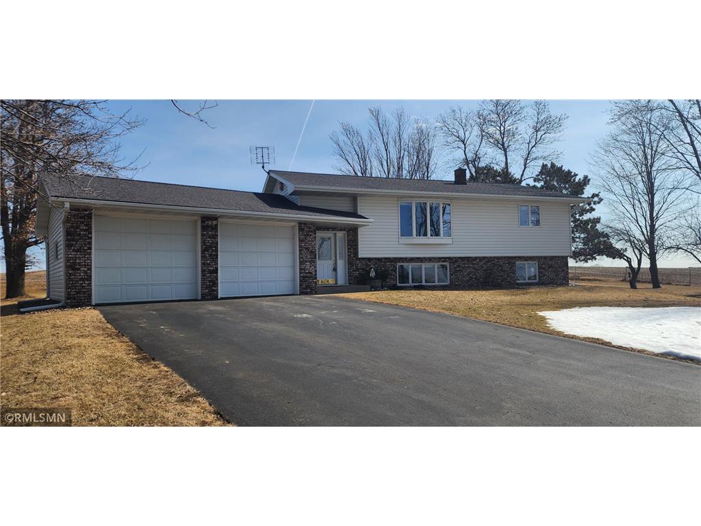 1679 100th Street New Richmond WI 54017 6684760 image1