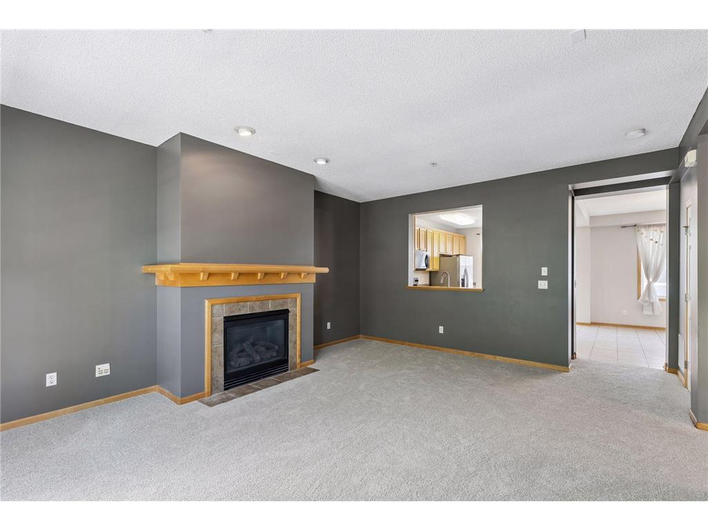 1679 Village Trail E #2 Maplewood MN 55109 7072364 image6