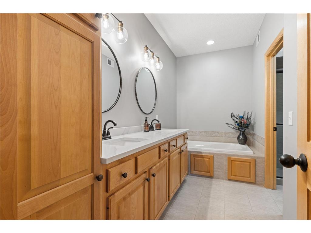 16794 Iredale Path Lakeville MN 55044 7064272 image36