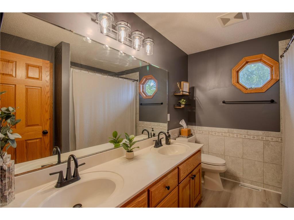 168 108th Avenue NW Coon Rapids MN 55448 7081383 image23