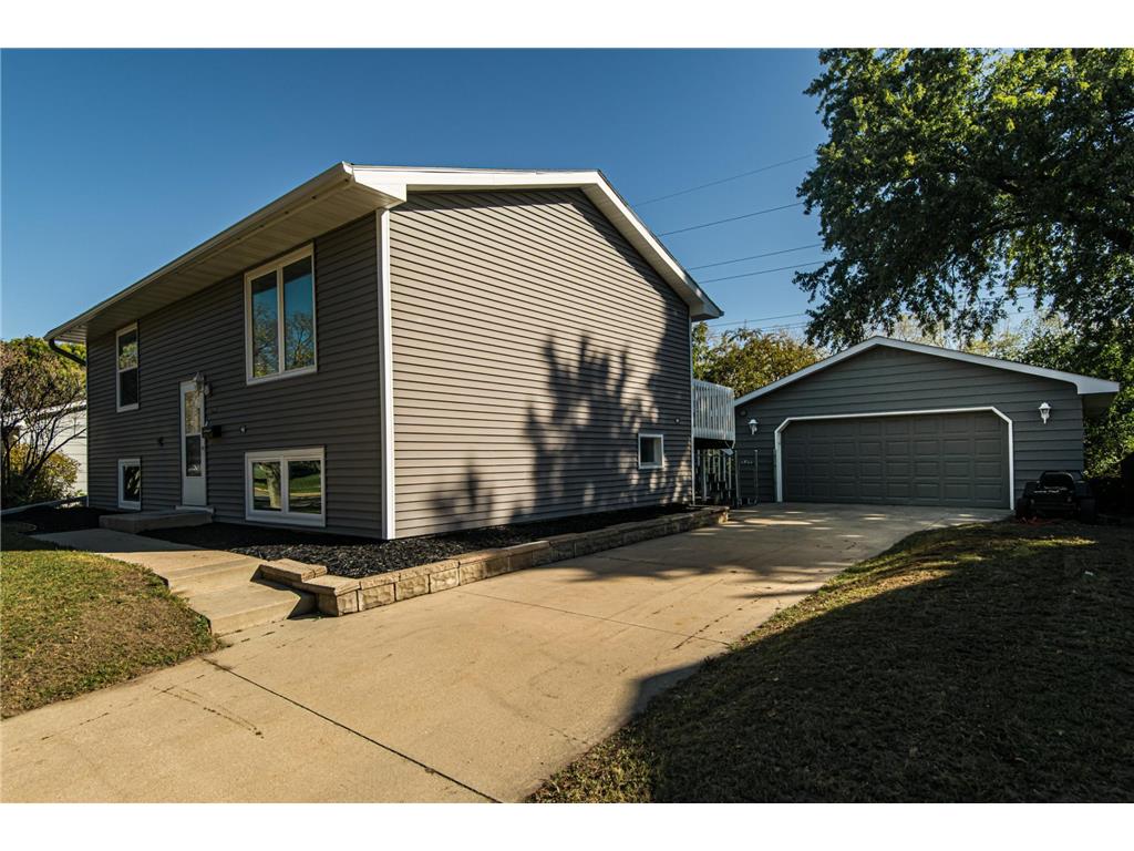 168 36th Avenue NW Rochester MN 55901 6446420 image1