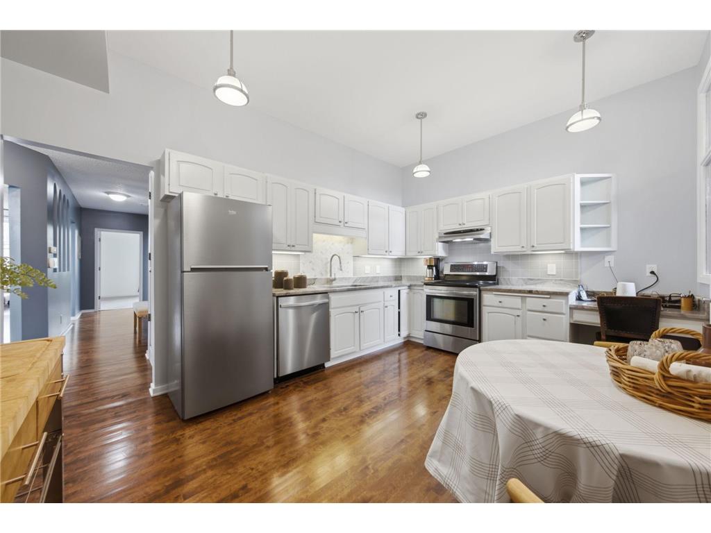 168 College Avenue W #2 Saint Paul MN 55102 7093335 image12