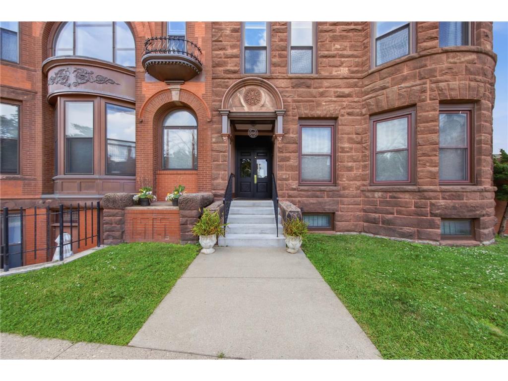 168 College Avenue W #2 Saint Paul MN 55102 7093335 image2