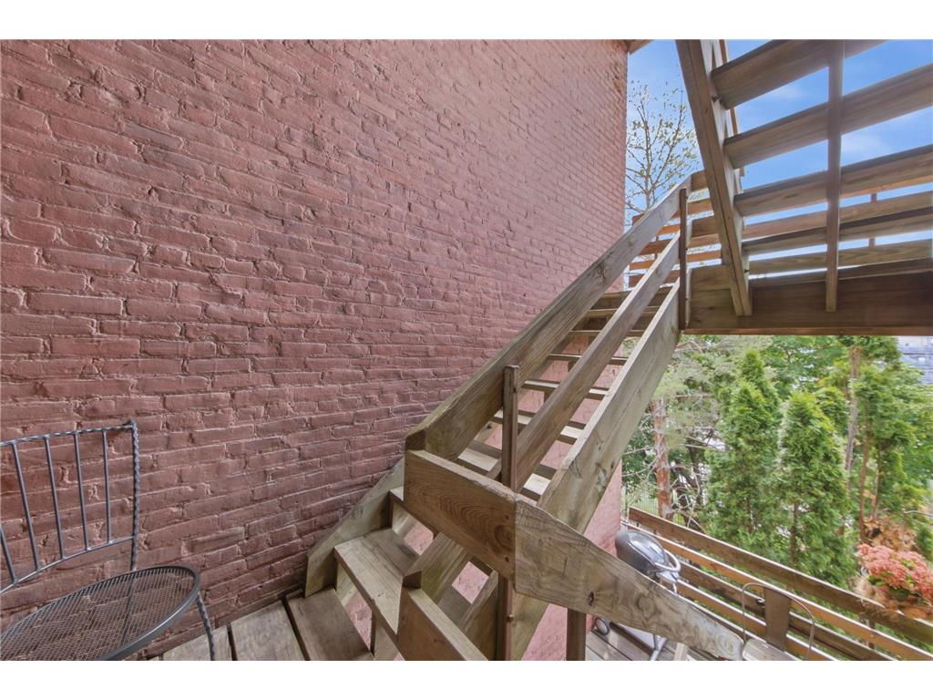 168 College Avenue W #2 Saint Paul MN 55102 7093335 image21