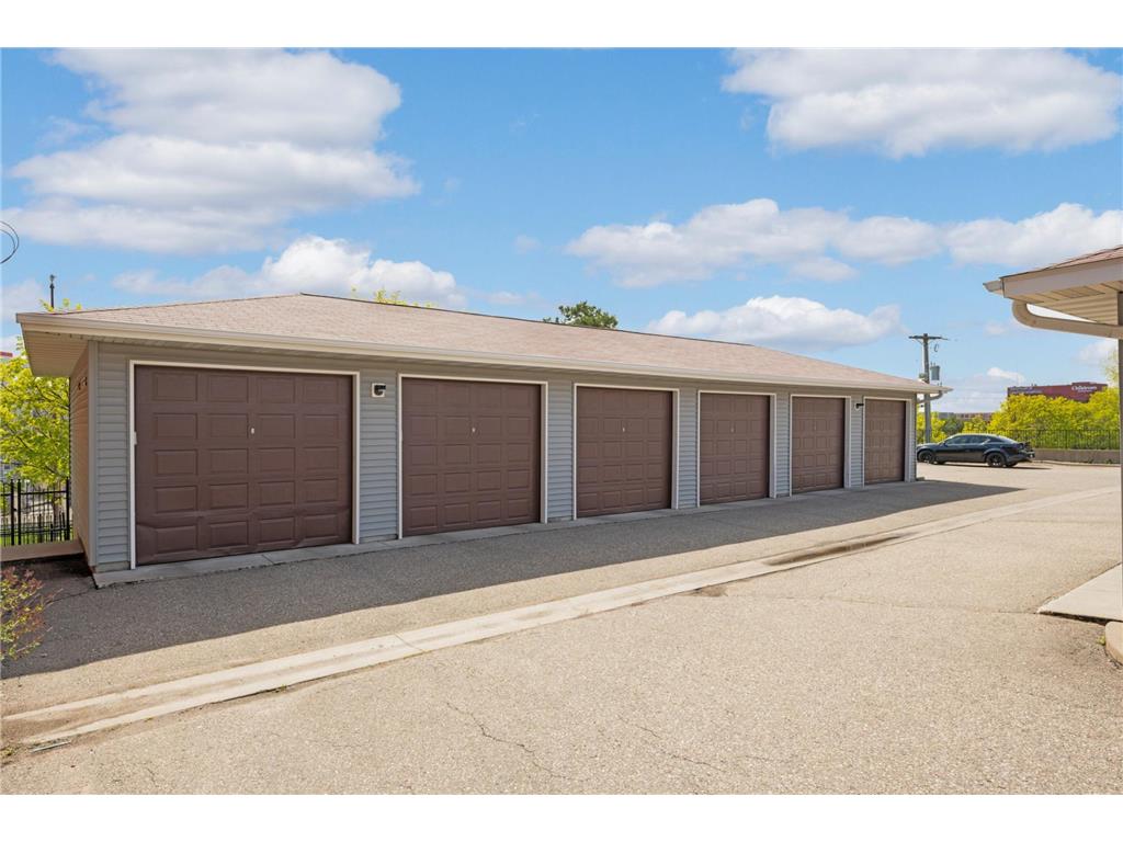 168 College Avenue W #4 Saint Paul MN 55102 7107350 image20