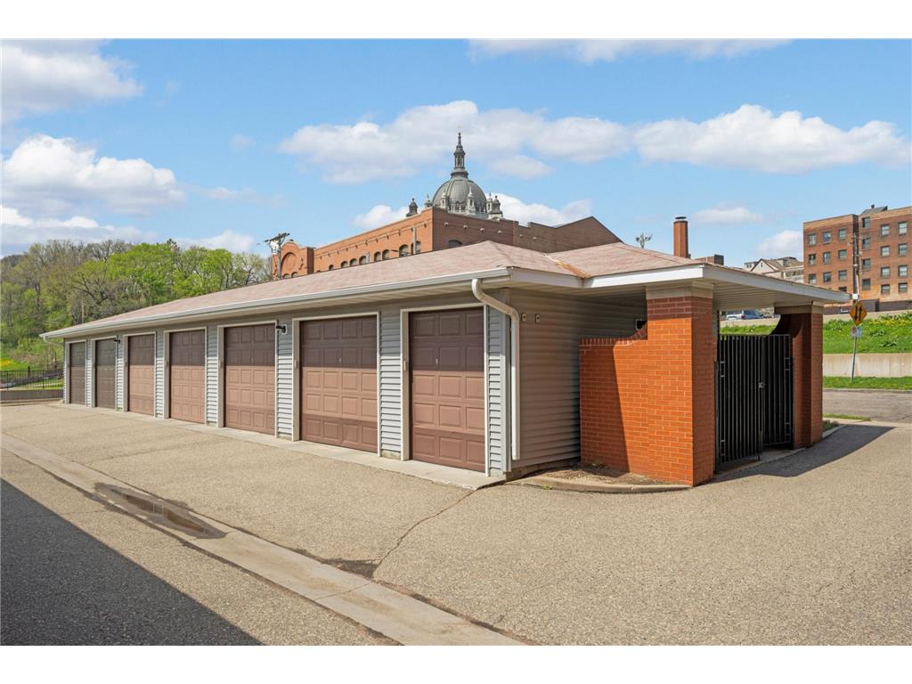 168 College Avenue W #4 Saint Paul MN 55102 7107350 image21