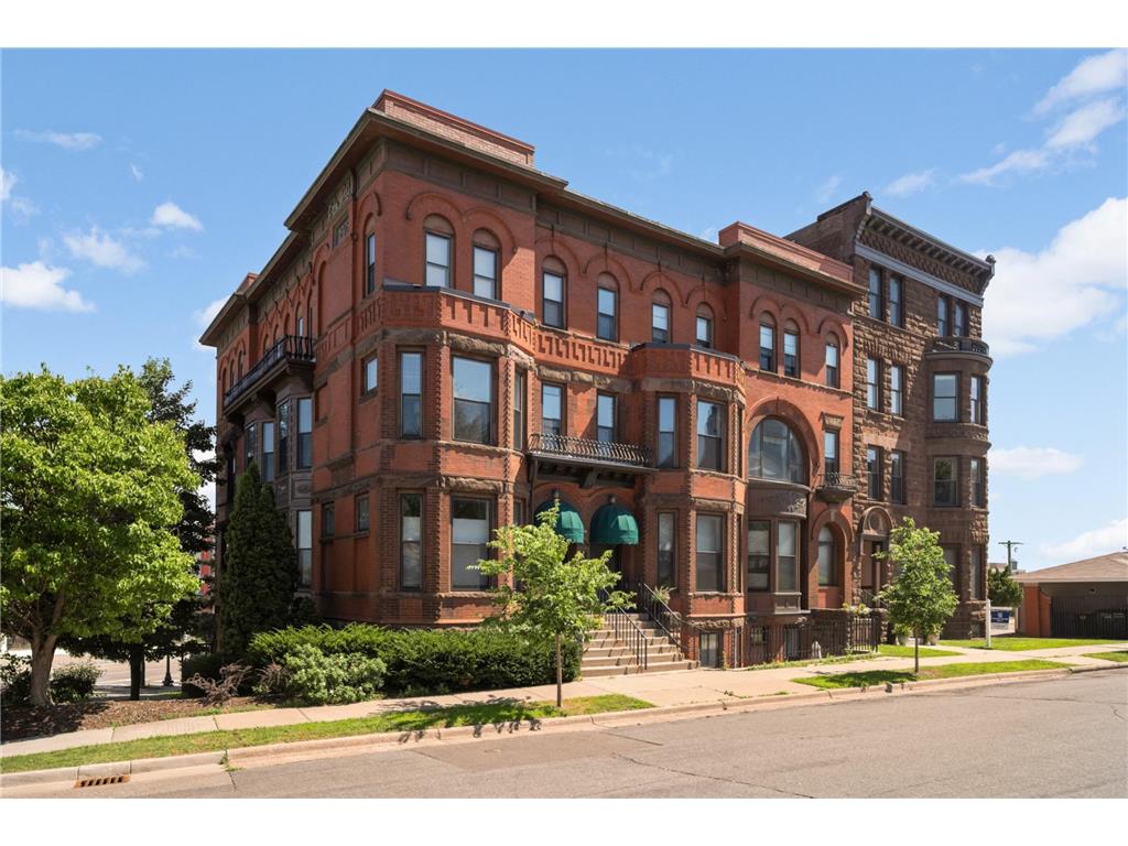 168 College Avenue W #4 Saint Paul MN 55102 7107350 image23