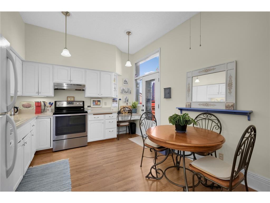 168 College Avenue W #4 Saint Paul MN 55102 7107350 image9