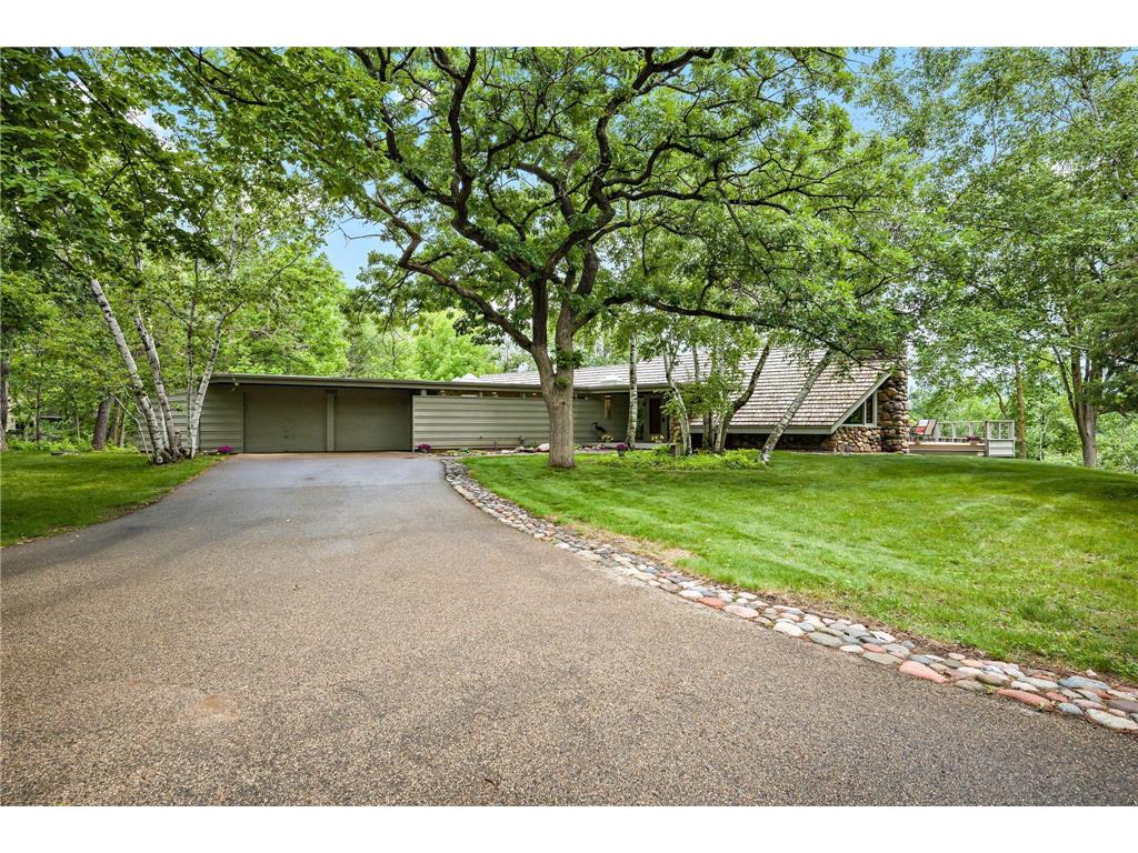 1680 Blackhawk Cove Eagan MN 55122 - Blackhawk 6738048 image1