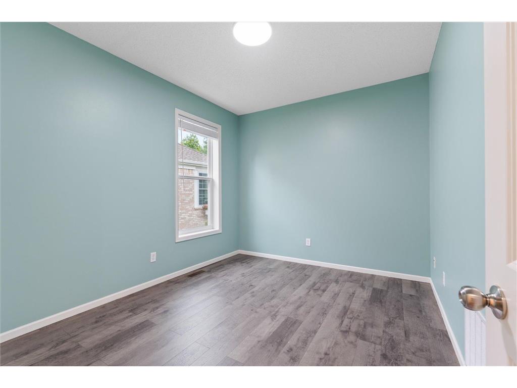 1680 Oakbrooke Court Eagan MN 55122 7082728 image31