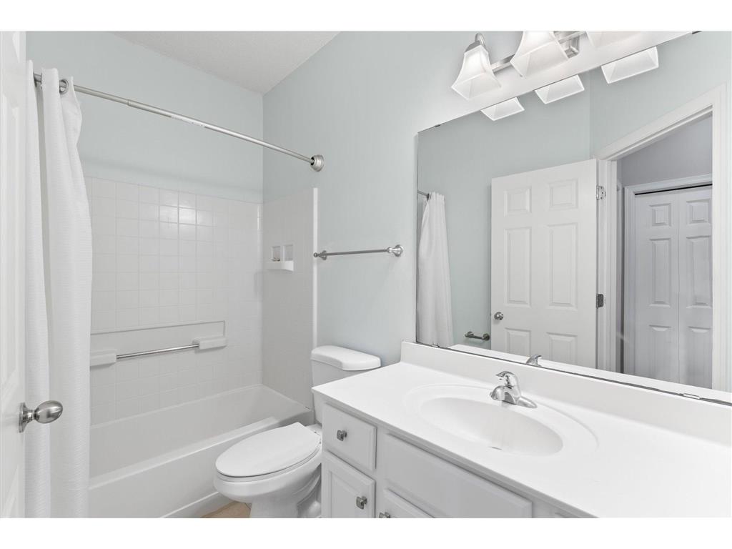 1680 Oakbrooke Court Eagan MN 55122 7082728 image36
