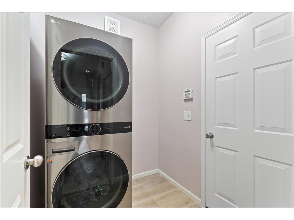 1680 Oakbrooke Court Eagan MN 55122 7082728 image38