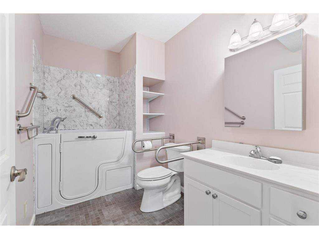 1680 Oakbrooke Court Eagan MN 55122 7082728 image45