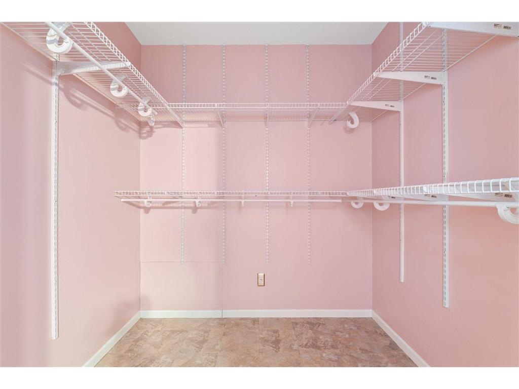 1680 Oakbrooke Court Eagan MN 55122 7082728 image52