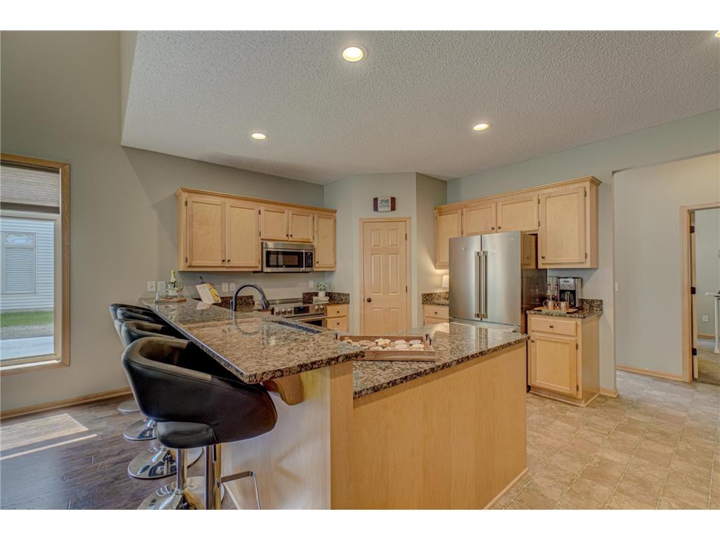 16807 Edinburg Way Lakeville MN 55024 7062181 image19