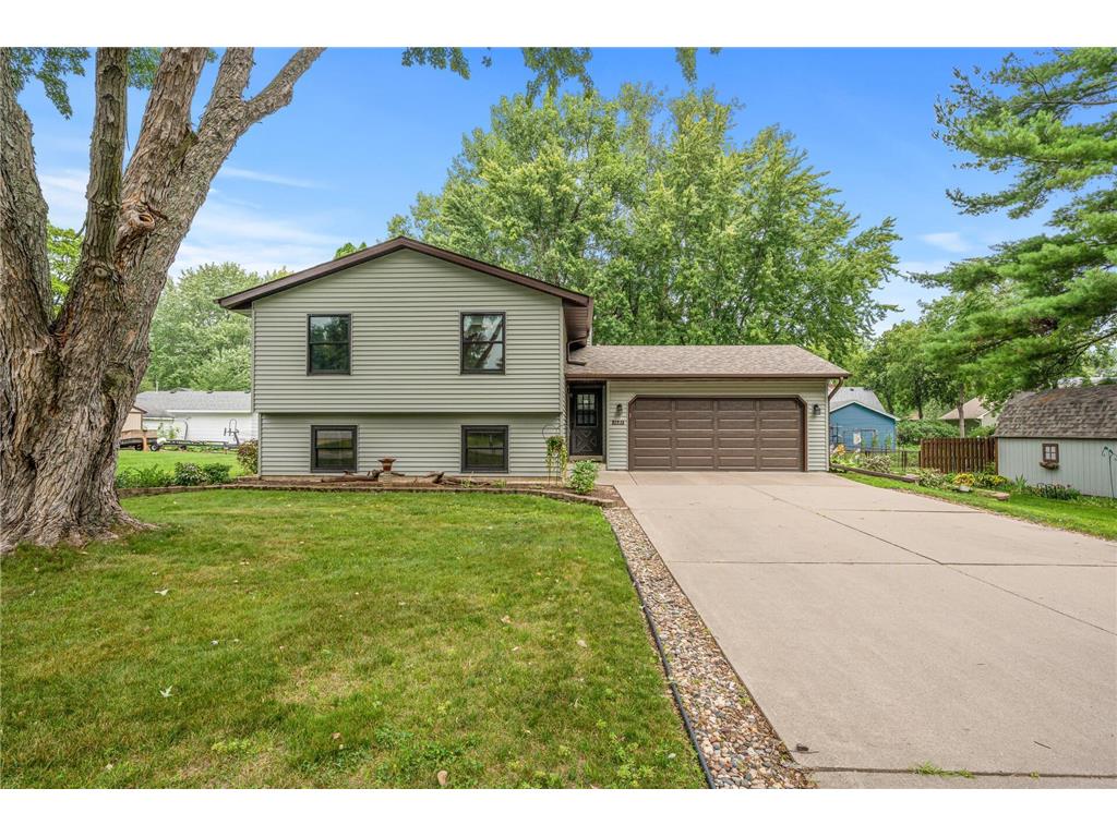 1681 Ridgewood Avenue White Bear Lake MN 55110 6420282 image1