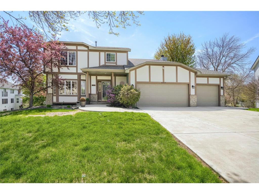 16813 Hutchinson Drive Lakeville MN 55044 7066432 image1