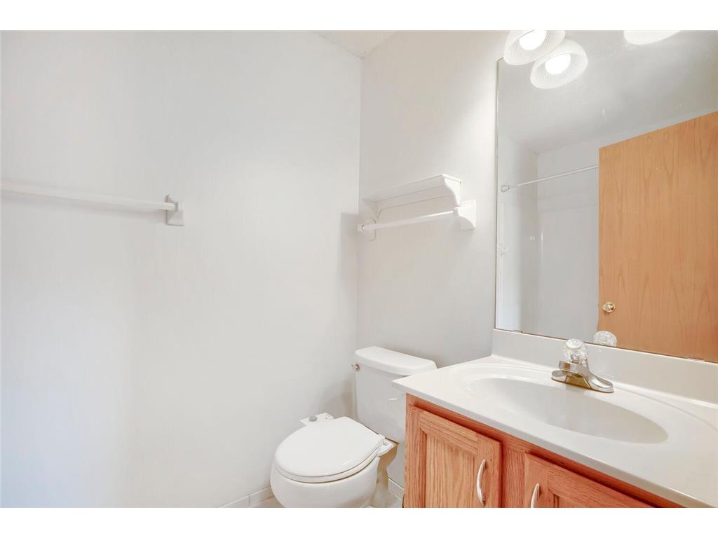 16813 Hutchinson Drive Lakeville MN 55044 7066432 image15
