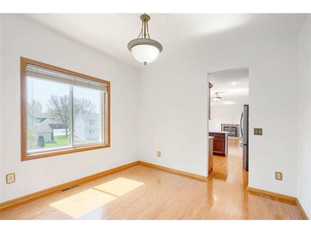 16813 Hutchinson Drive Lakeville MN 55044 7066432 image8