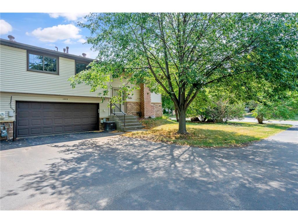 1683 Hickory Hill Drive, Eagan, MN 55122 MLS 6251144 Edina Realty