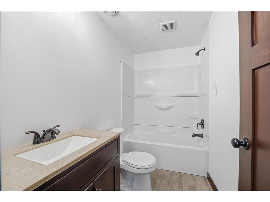 1683 Saint George Street Waconia MN 55387 7062172 image30