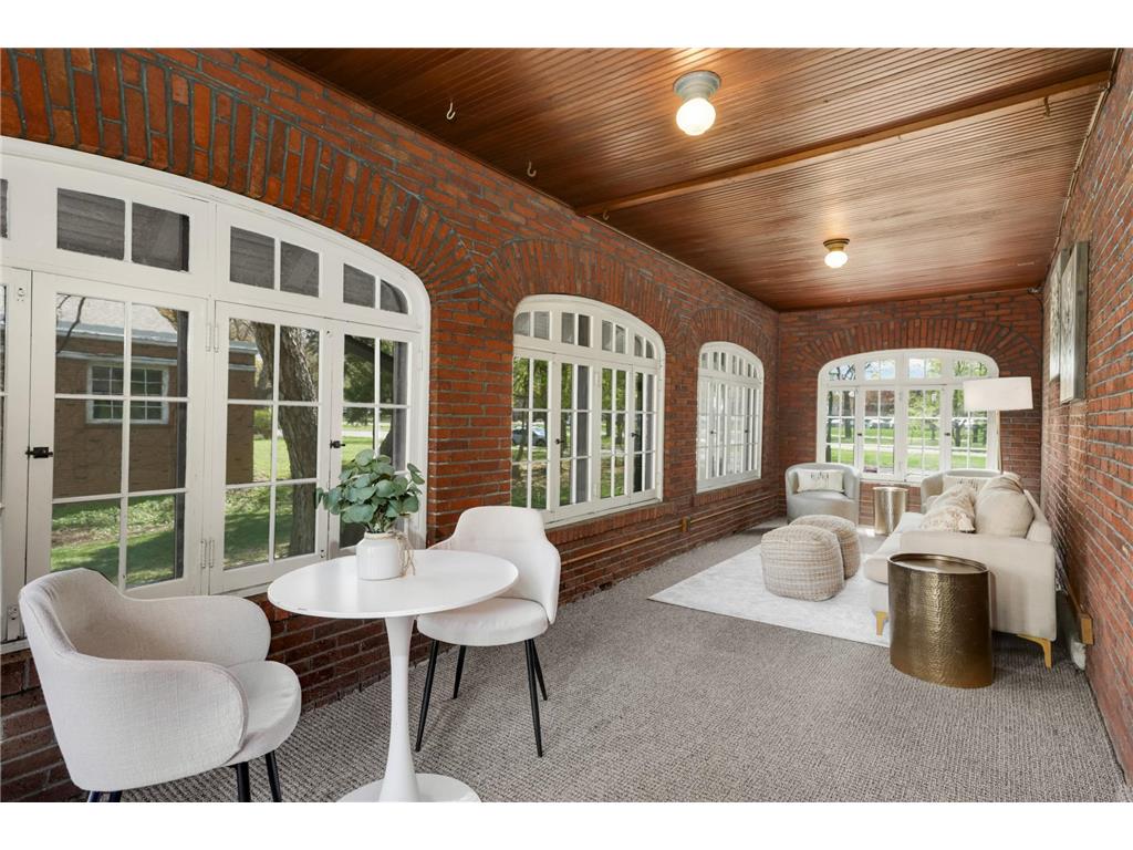 1683 Summit Avenue Saint Paul MN 55105 7064032 image16
