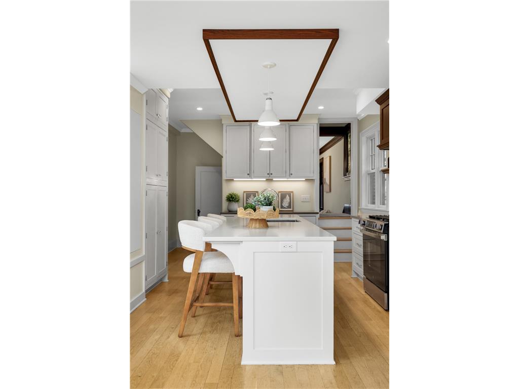 1683 Summit Avenue Saint Paul MN 55105 7064032 image24