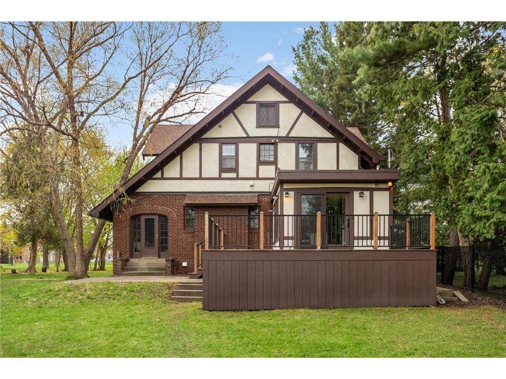 1683 Summit Avenue Saint Paul MN 55105 7064032 image52