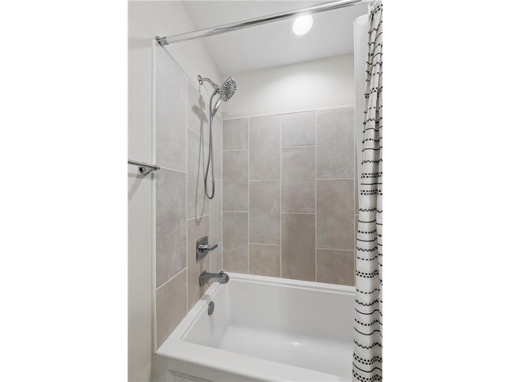 16830 59th Avenue N Plymouth MN 55446 7063914 image38