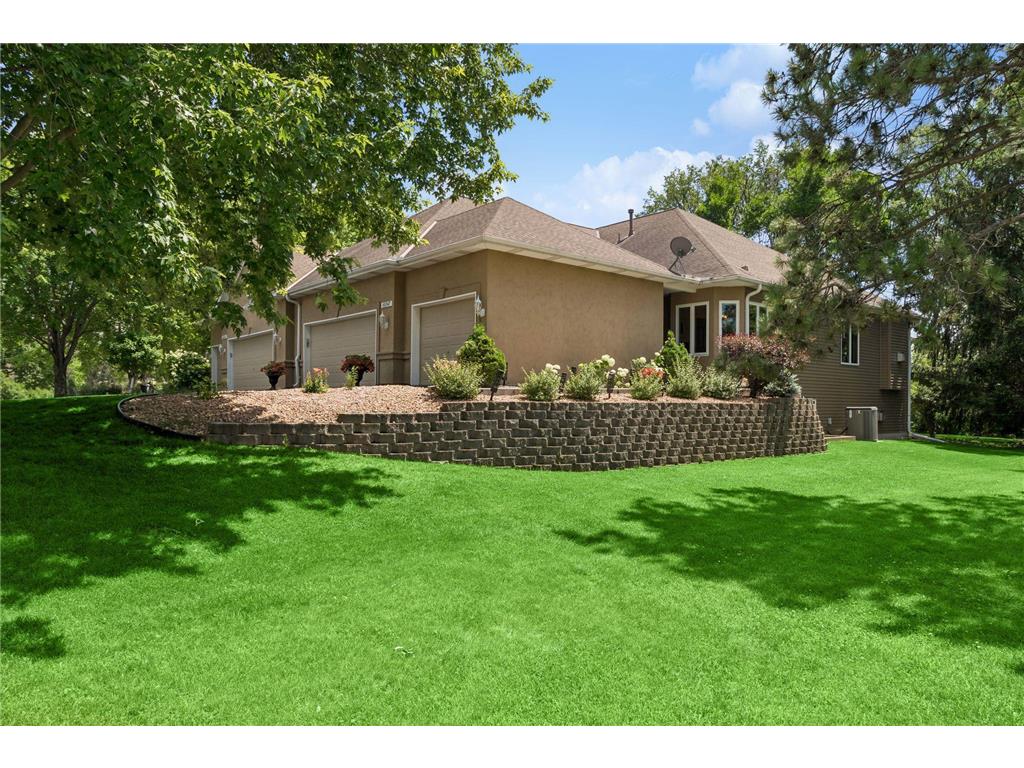 16847 Terrey Pine Drive Eden Prairie MN 55347 - Mitchell 7099672 image1