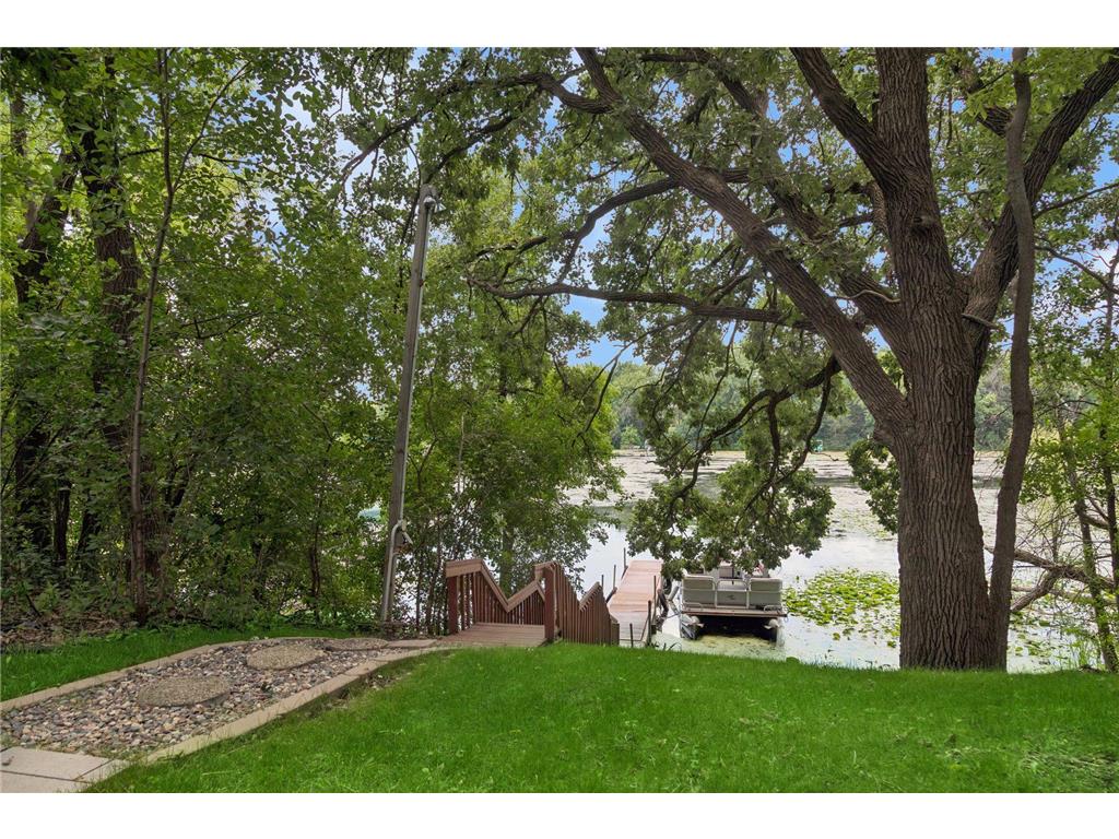 16847 Terrey Pine Drive Eden Prairie MN 55347 - Mitchell 7099672 image2