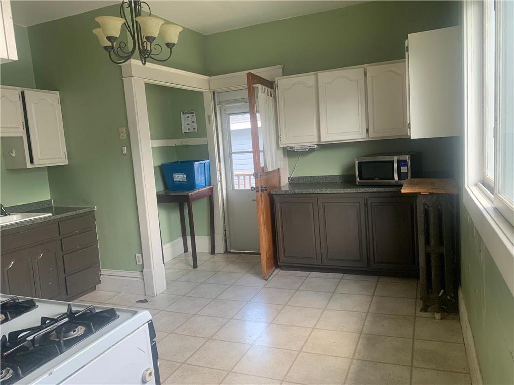 1685 Selby Avenue Saint Paul MN 55104 7066770 image6