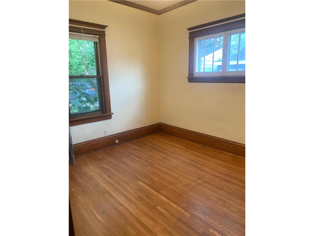 1685 Selby Avenue Saint Paul MN 55104 7066770 image7