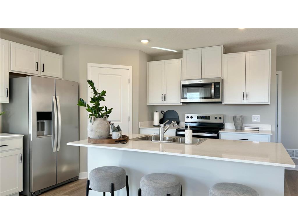 1686 Zumbro Avenue Shakopee MN 55379 7056214 image3