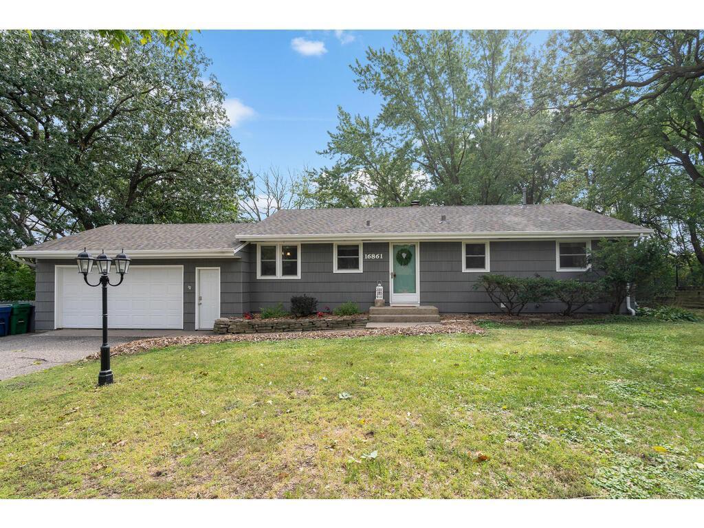 16861 Sherwood Road Minnetonka MN 55345 6431544 image1
