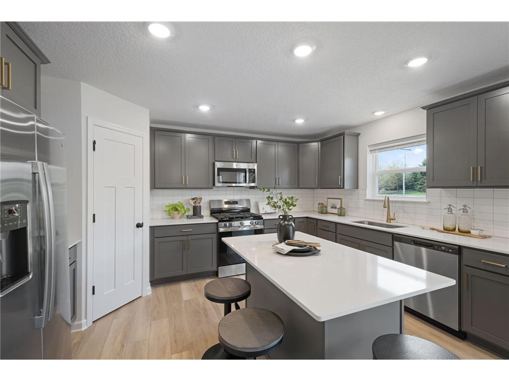 1687 Langston Avenue NE Saint Michael MN 55376 7064757 image1