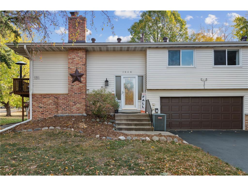 1688 Hickory Hill Drive Eagan MN 55122 6623757 image1